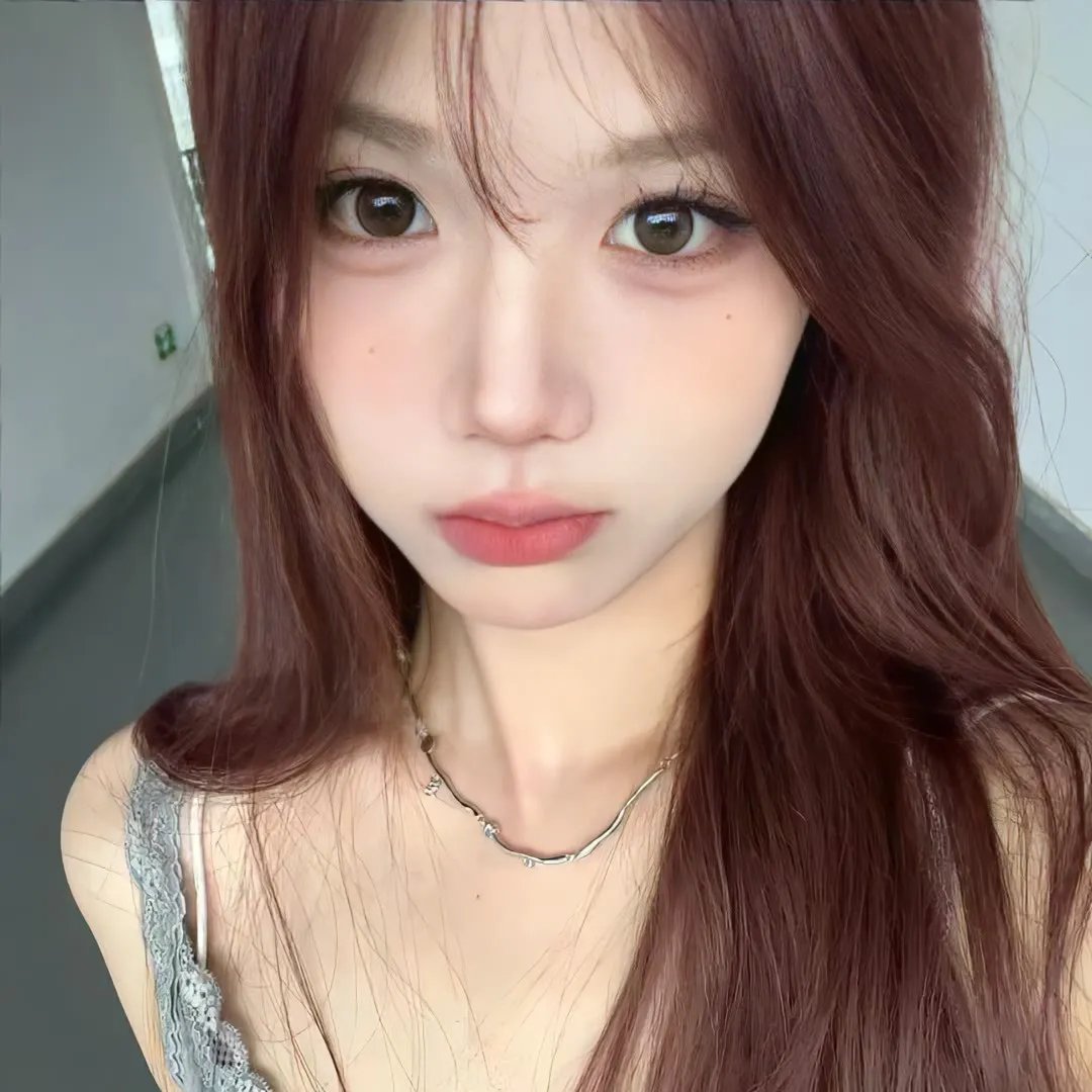 五年后,她带三宝回国飒疯了